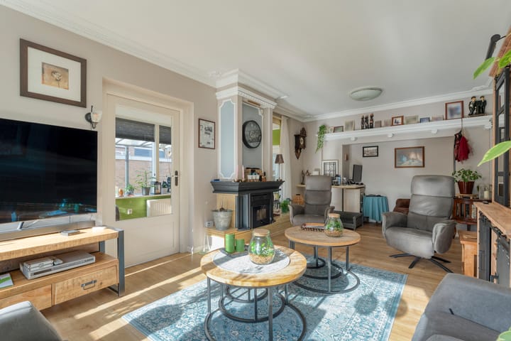 Foto 7 van van Laerstraat 4