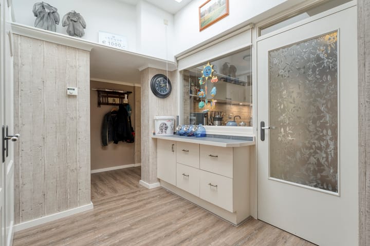 Foto 17 van van Laerstraat 4