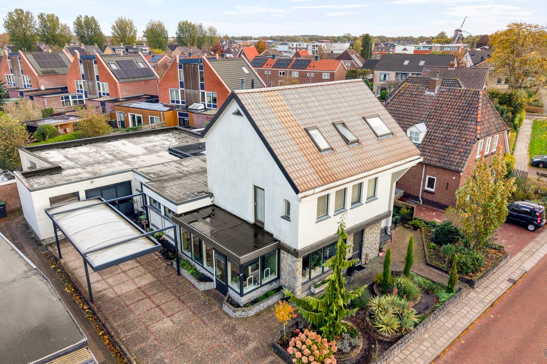Photo 1 of van Laerstraat 4