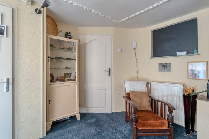 Foto 26 van van Laerstraat 4