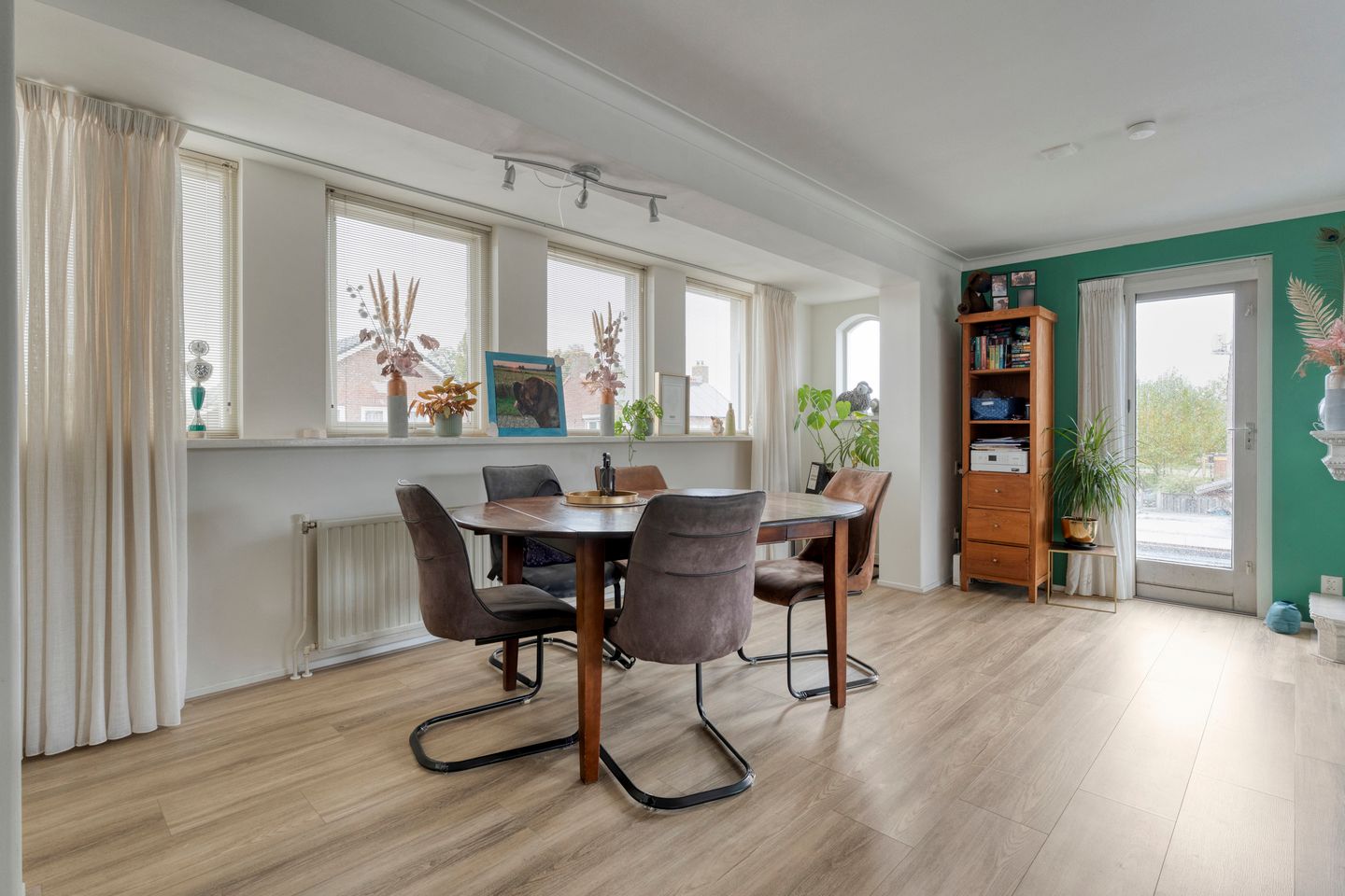 Photo 25 of van Laerstraat 4