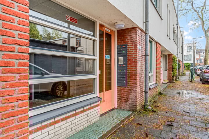 Foto 2 van Poststraat 24