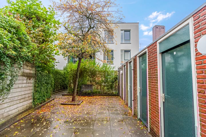 Foto 33 van Poststraat 24