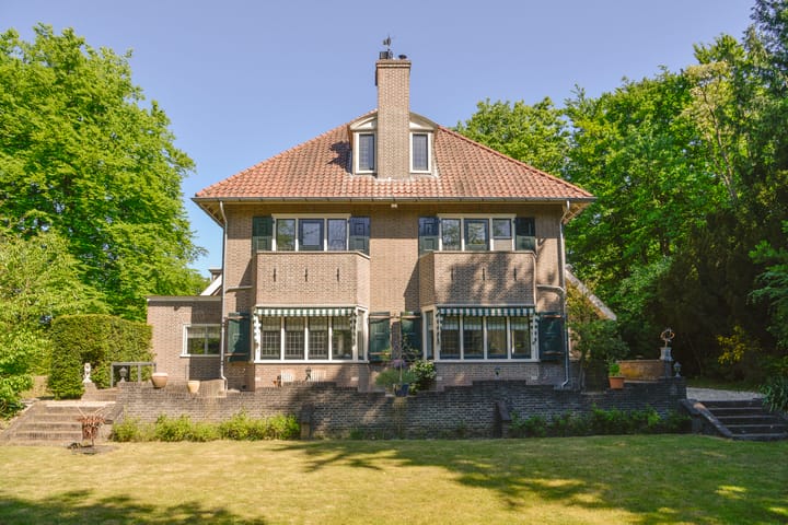 Foto 51 van Rutgers van Rozenburglaan 1