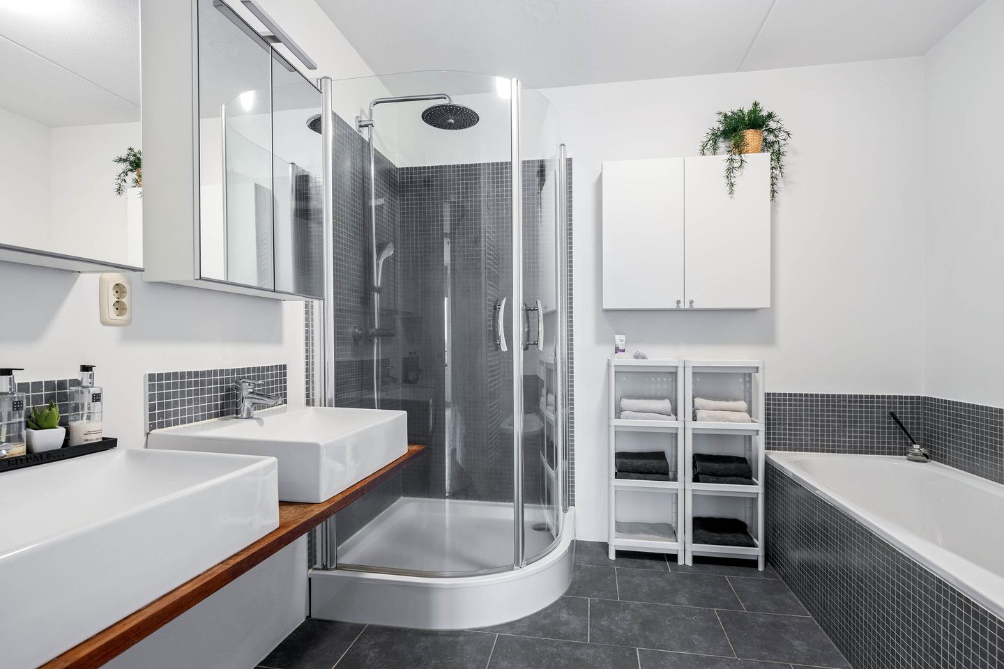 Foto 5 van Beukeboomweg 30