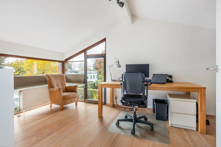 Foto 28 van Beukeboomweg 30