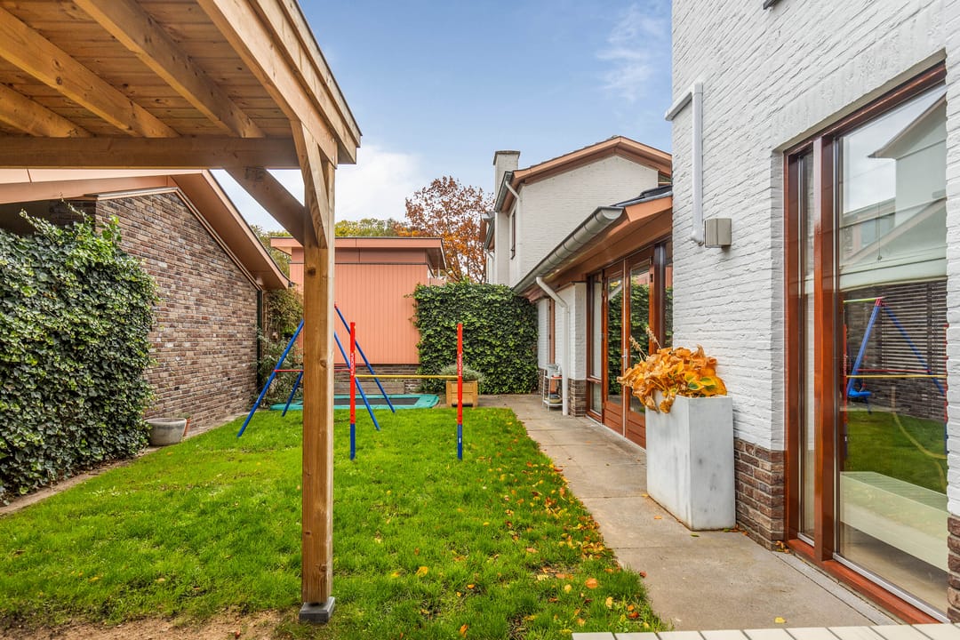 Foto 38 van Beukeboomweg 30