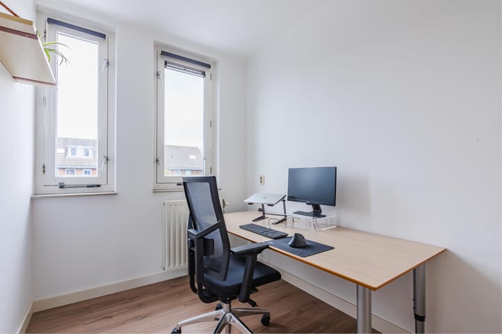 Photo 28 of Walstro 34