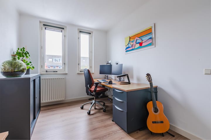 Photo 31 of Walstro 34