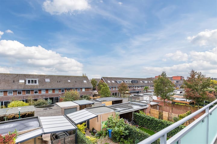 Photo 48 of Walstro 34