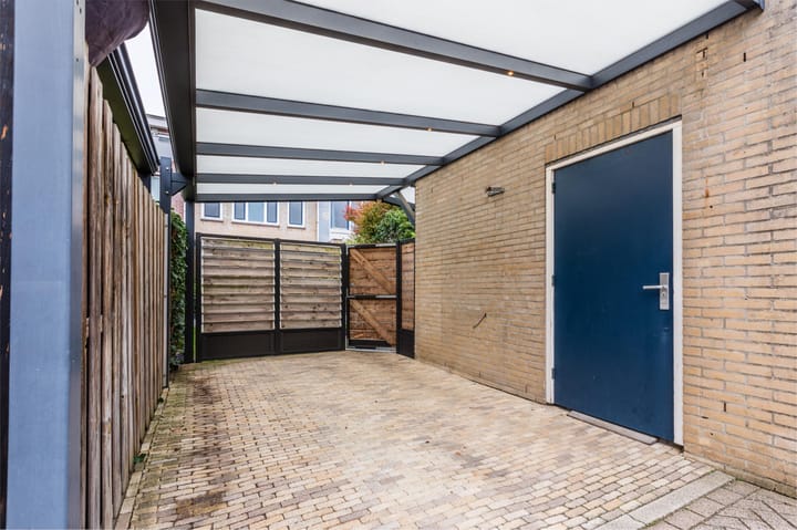 Photo 61 of Walstro 34