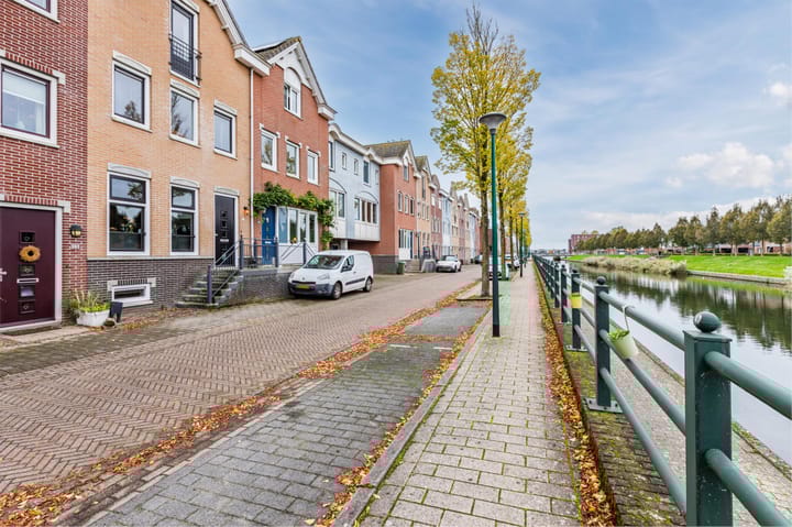 Photo 66 of Walstro 34