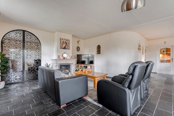 Foto 15 van Amsinksweg 25