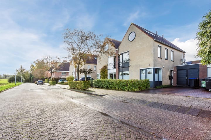 Foto 3 van Atalanta 147