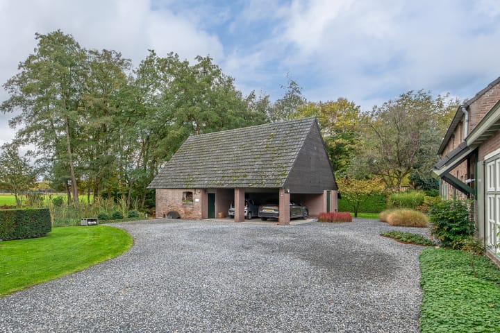 Photo 36 of Stevert 35