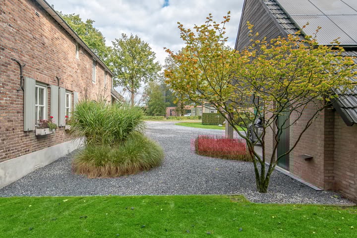 Photo 47 of Stevert 35