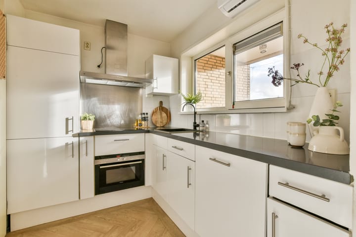 Photo 5 of Vrolikstraat 179-C