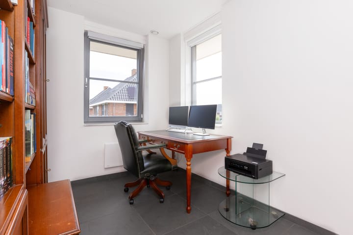 Photo 20 of Arent van Gentlaan 26