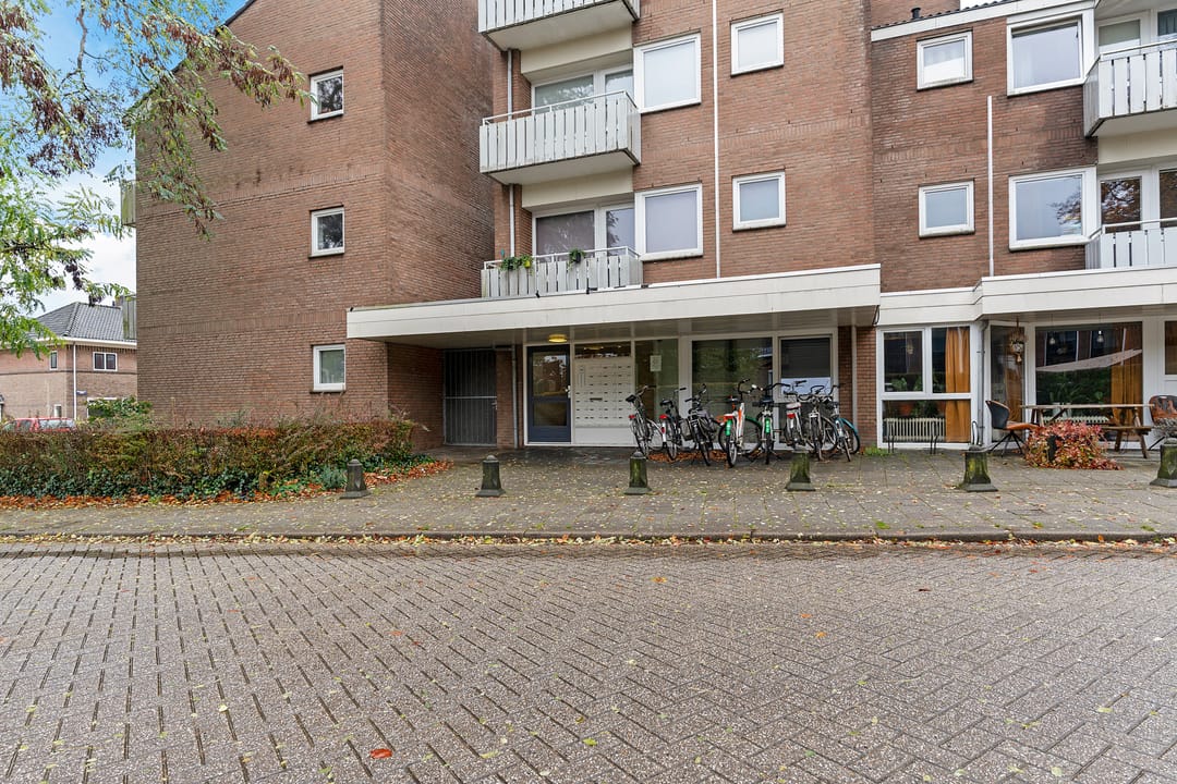 Foto 28 van Vijverlaan 1-22