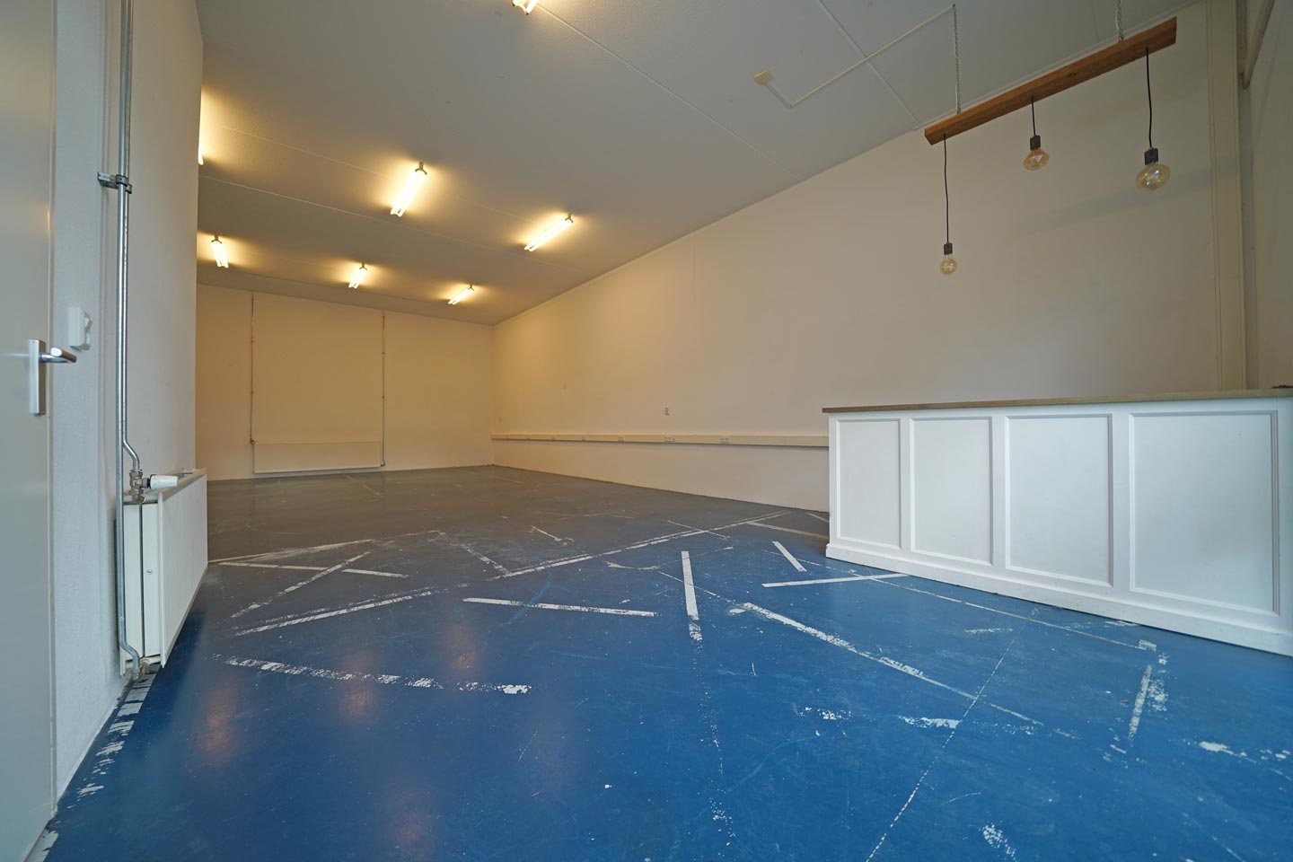 View photo 2 of Markerkant 10 11-B