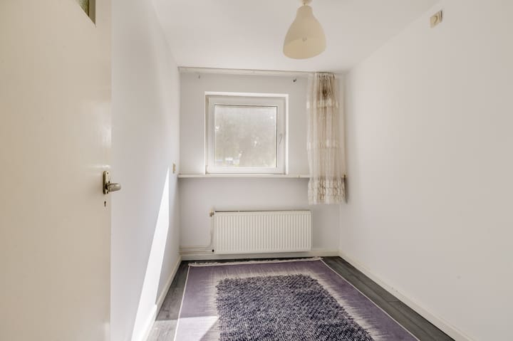 Photo 16 of Professor Hugo de Vriesstraat 13