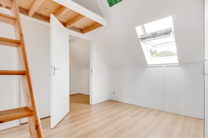 Photo 34 of Duivenhorst 8