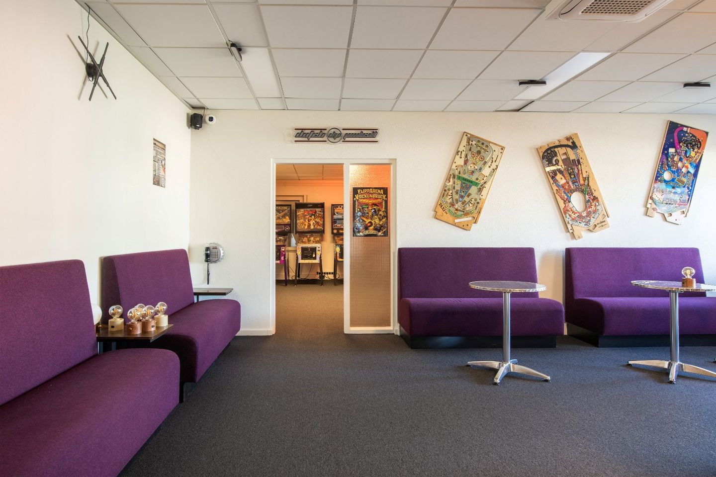 View photo 4 of Veldweg 33