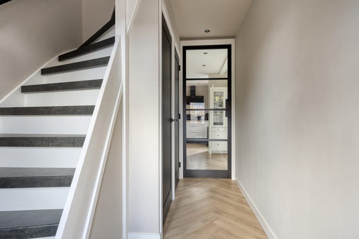 Photo 11 of van Heemskerkplein 21