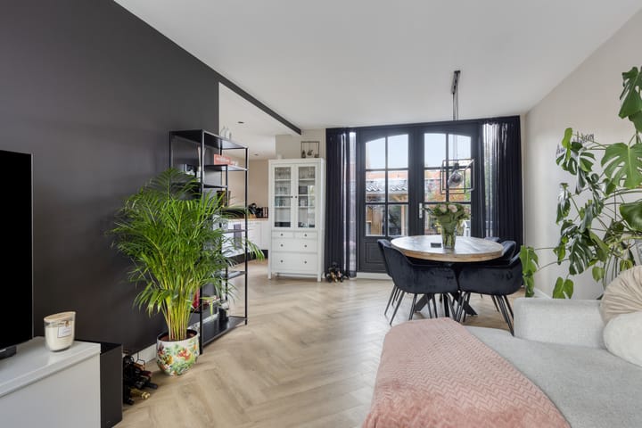 Photo 15 of van Heemskerkplein 21