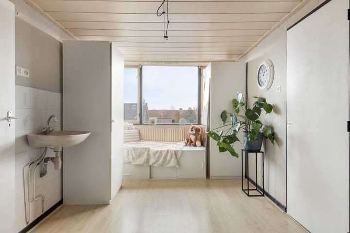 Photo 35 of van Heemskerkplein 21