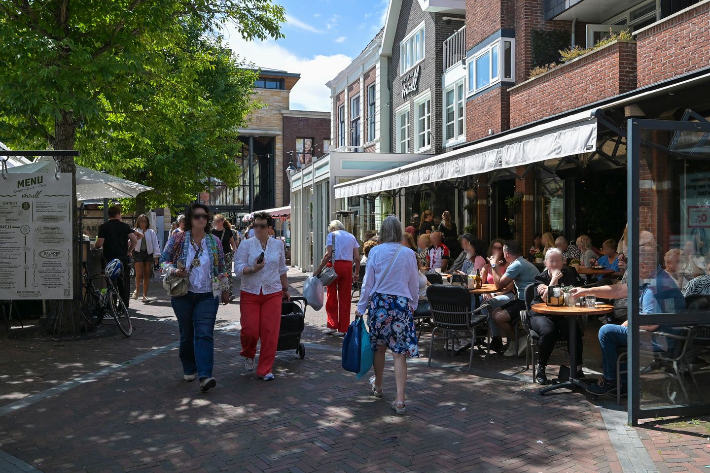 View photo 2 of Wilhelminaplein 15