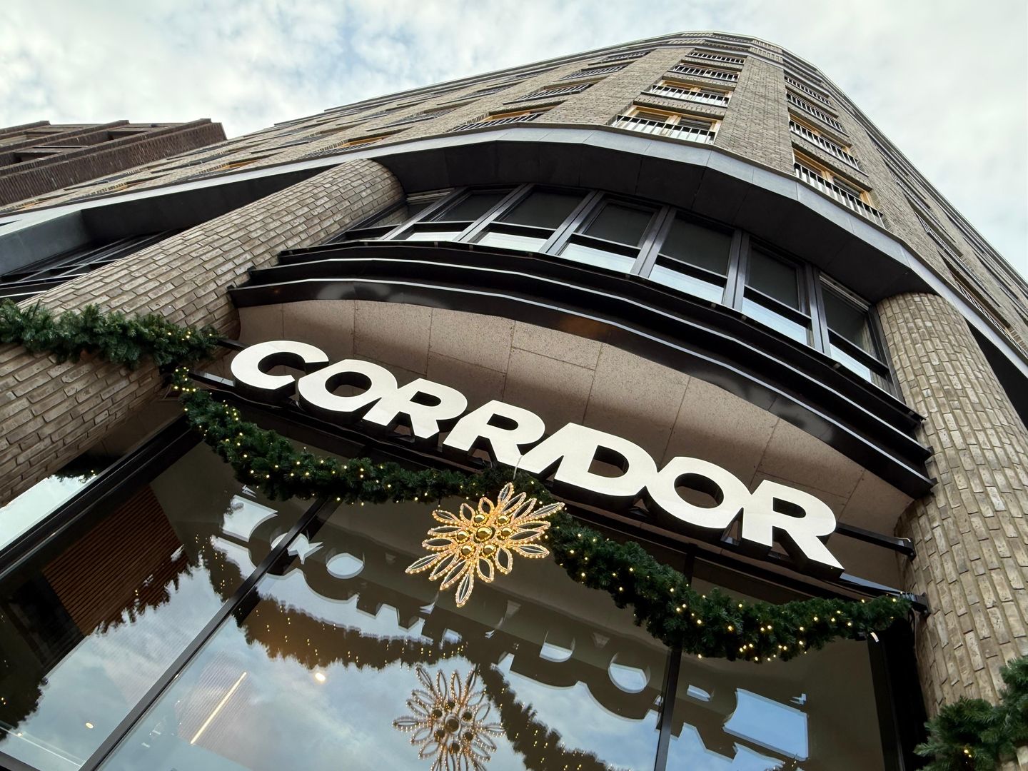 Bekijk foto 2 van Passage 42