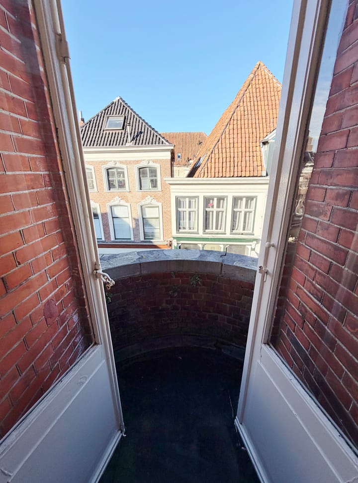 Photo 8 of Oude Ebbingestraat 81