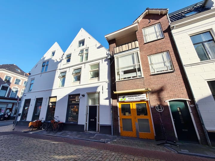 Photo 12 of Oude Ebbingestraat 81