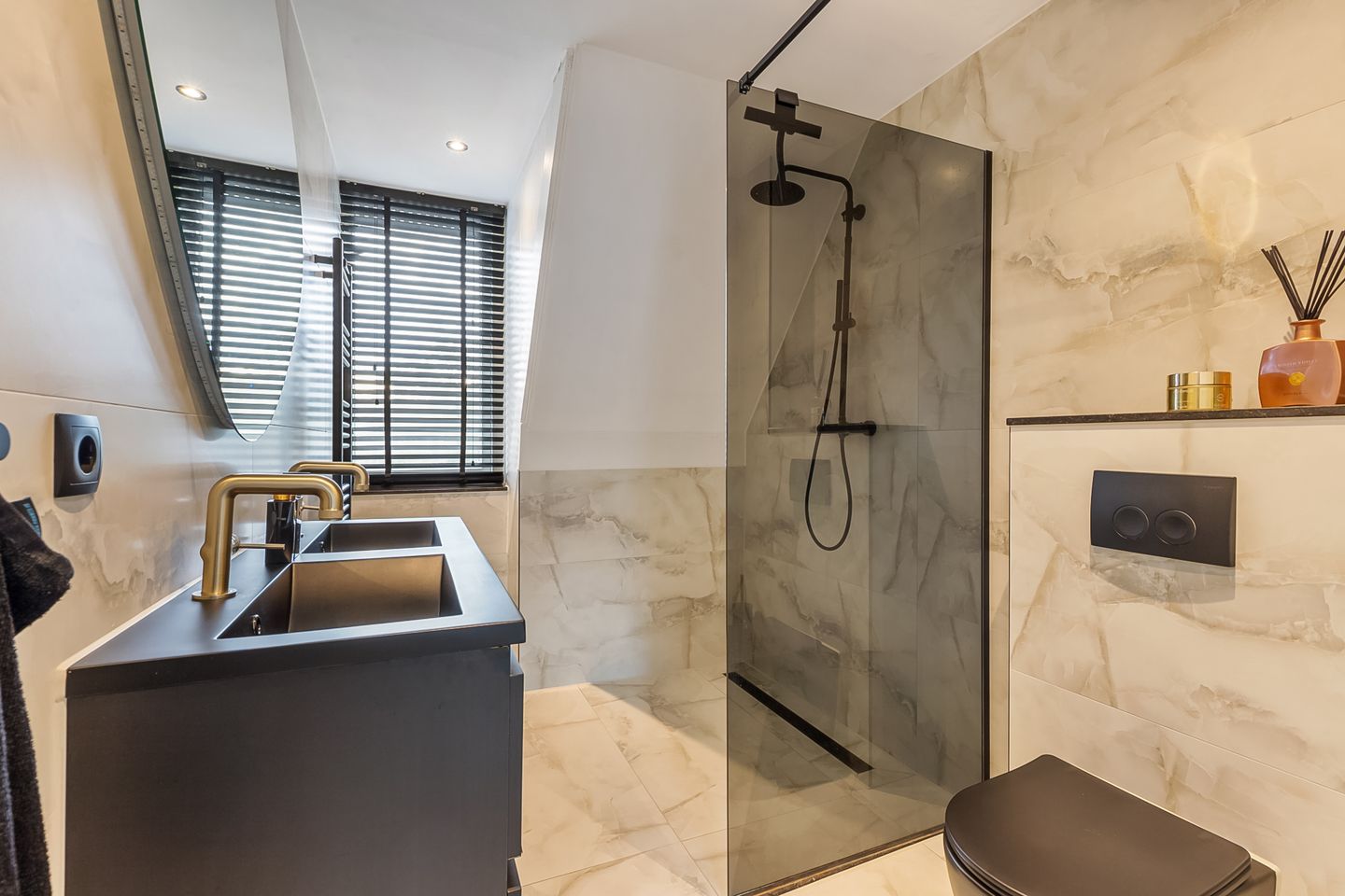 Foto 20 van Tegelenpad 29