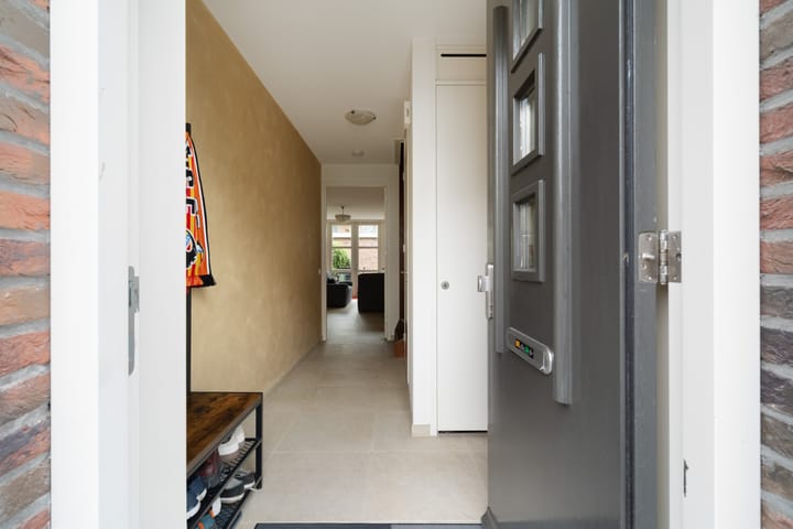 Photo 9 of Vorenbroekstraat 45