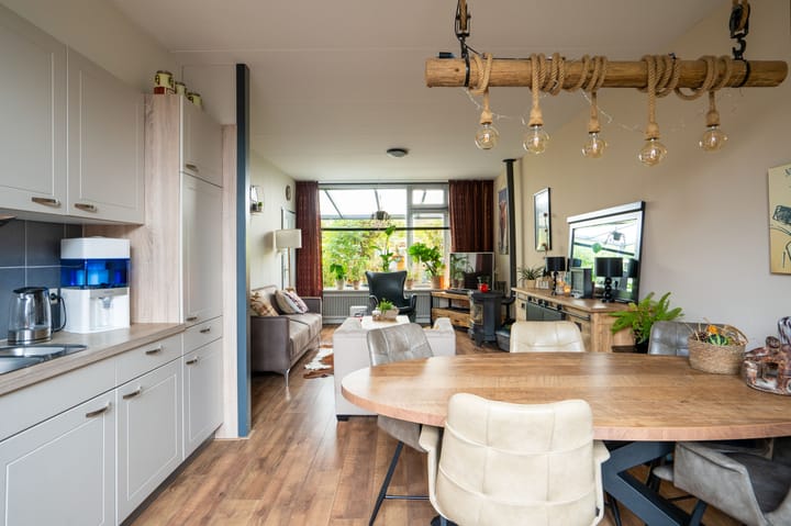 Foto 14 van Weverslaan 4