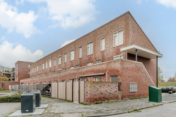 Foto 5 van Parnassia 389