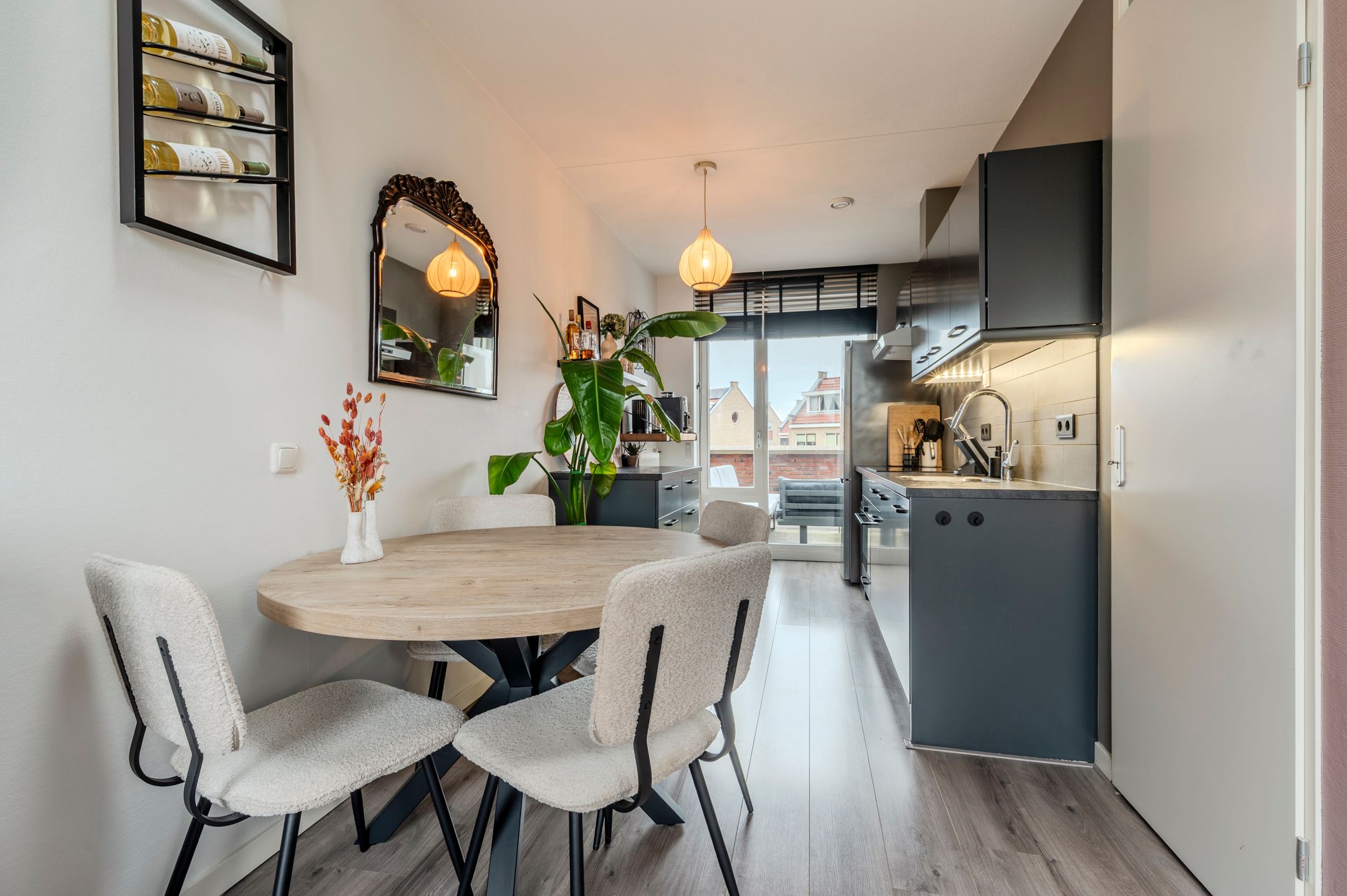 Foto 15 van Parnassia 389