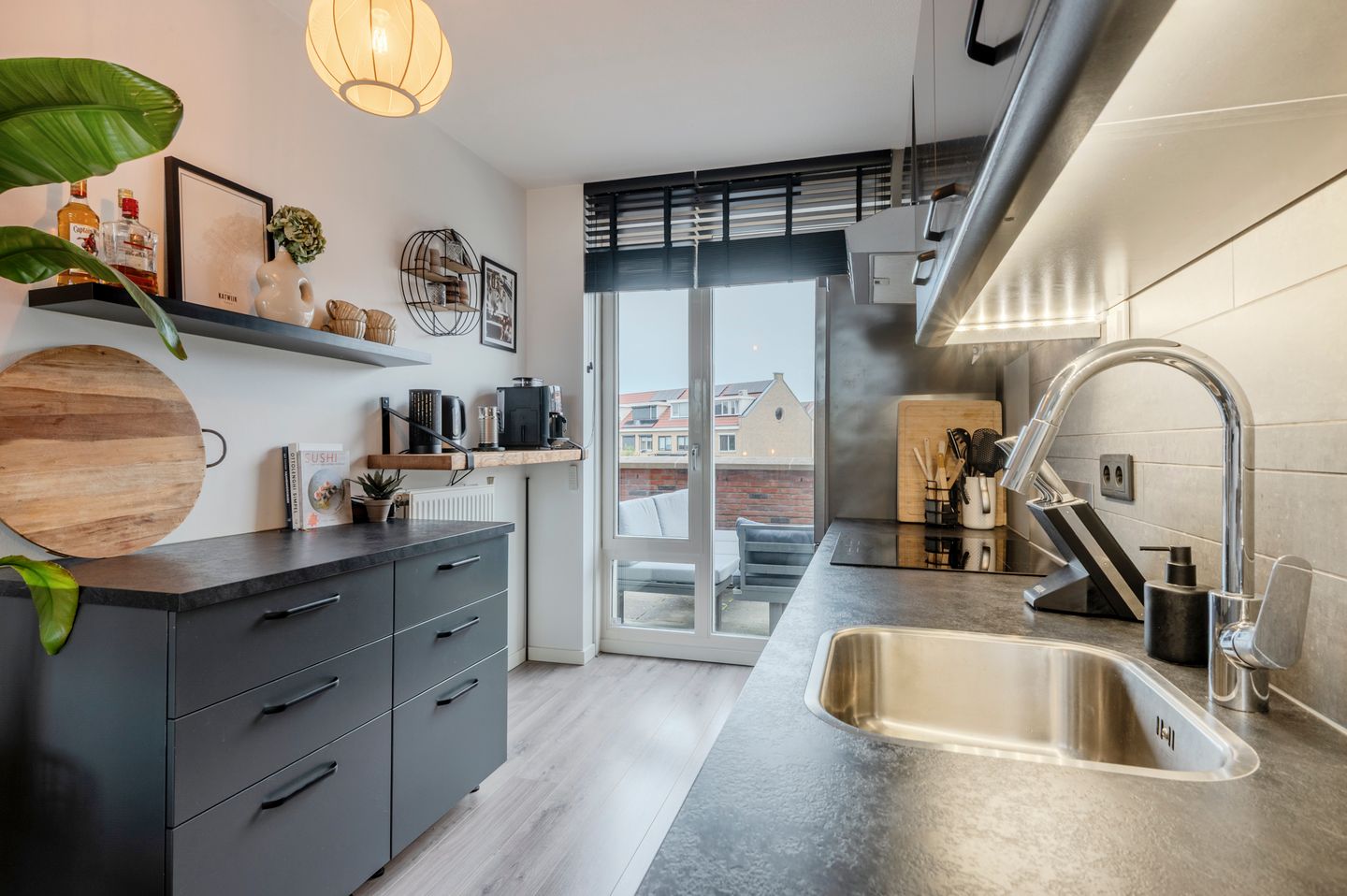 Foto 19 van Parnassia 389