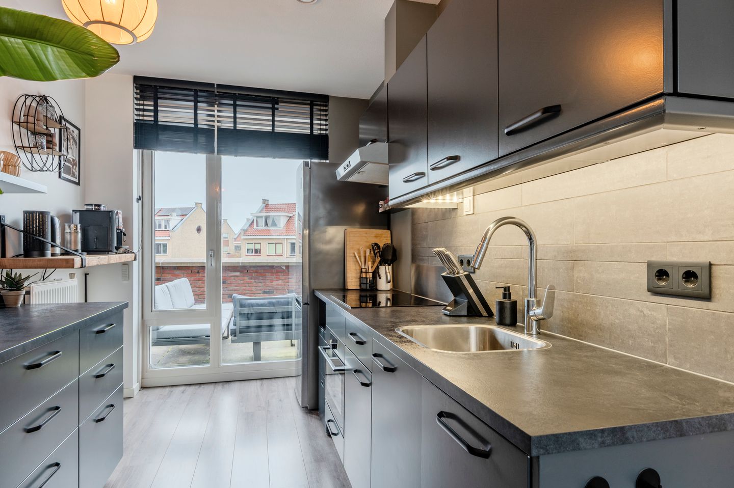 Foto 20 van Parnassia 389