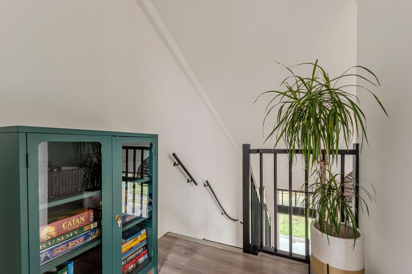 Foto 25 van Parnassia 389