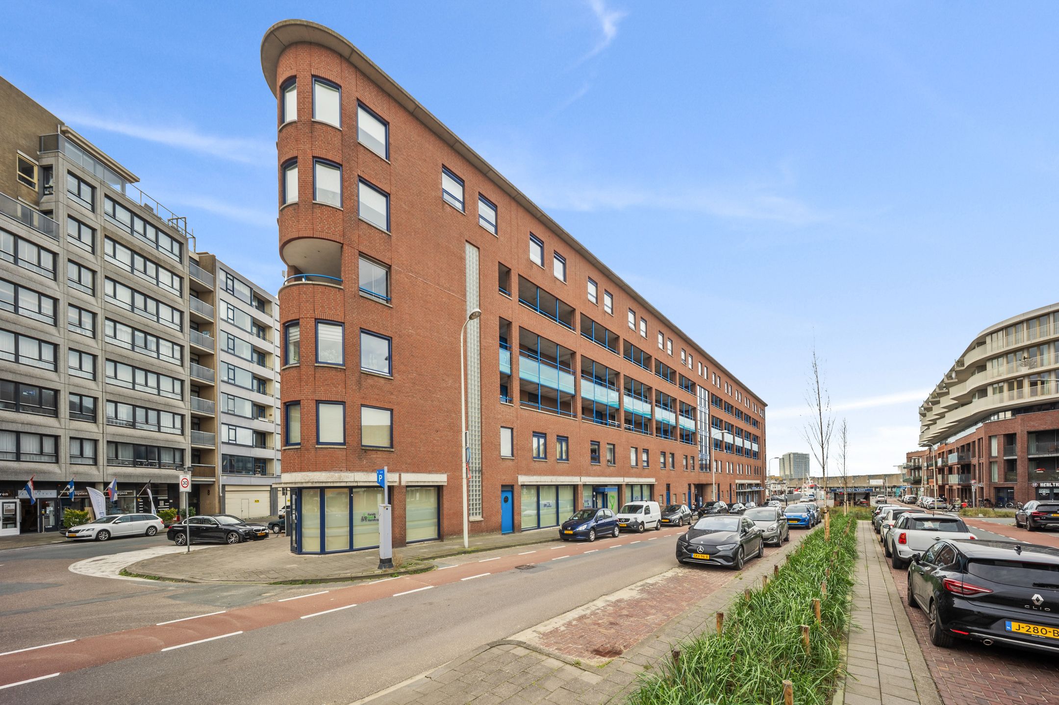 Foto 33 van Treilerdwarsweg 49