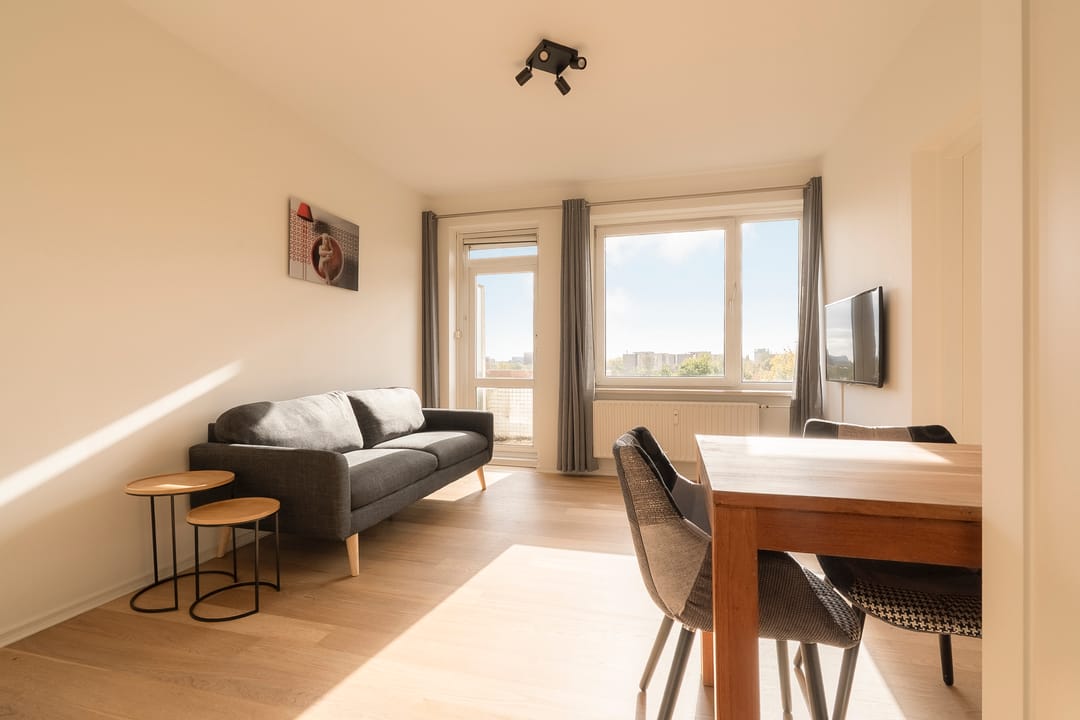 Foto 1 van Van Nijenrodeweg 573