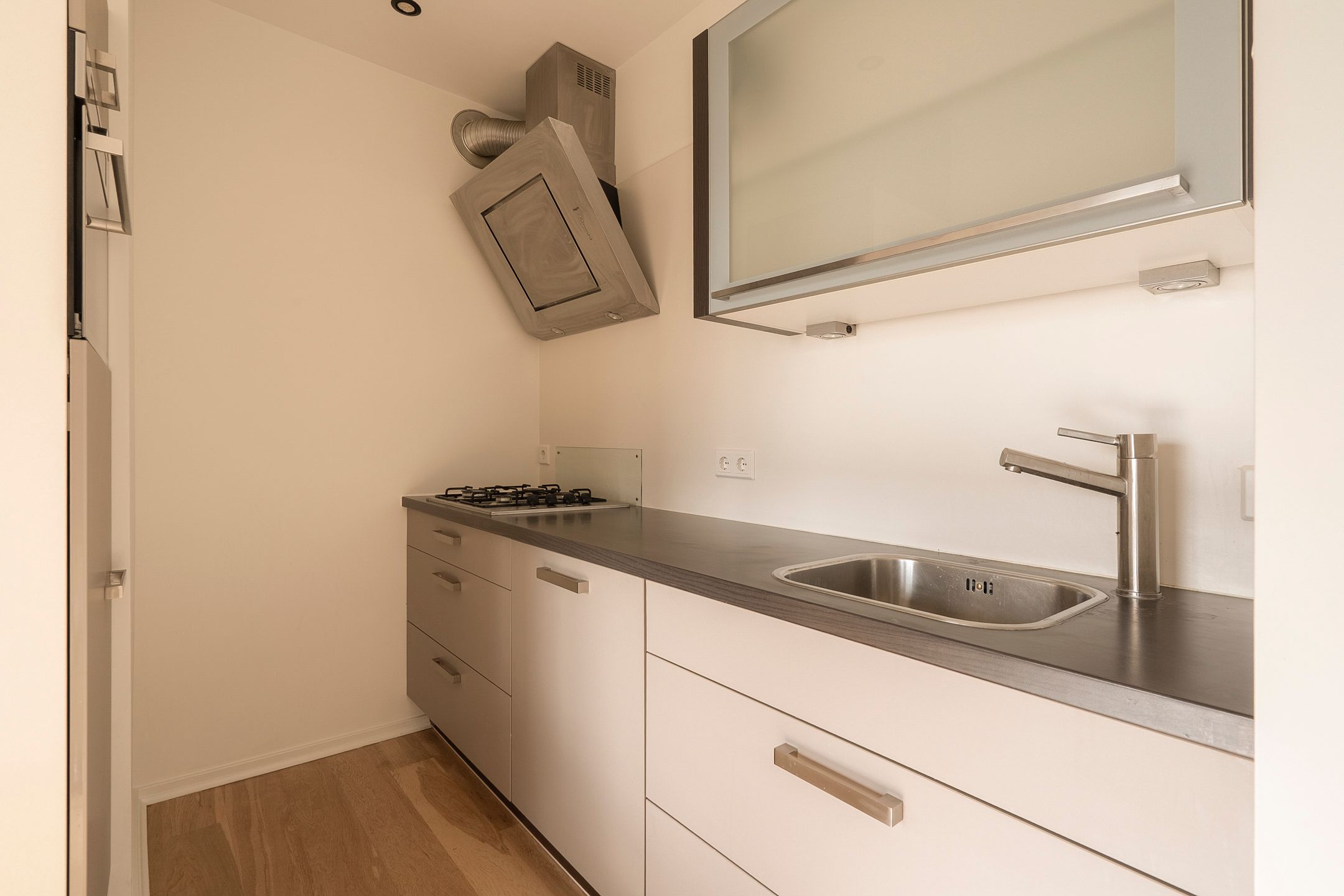 Foto 12 van Van Nijenrodeweg 573