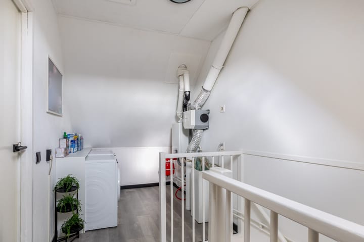 Photo 38 of Valeriaandonk 11