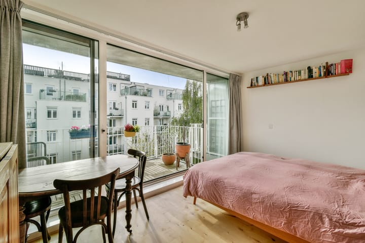 Photo 13 of Tweede Oosterparkstraat 154-E