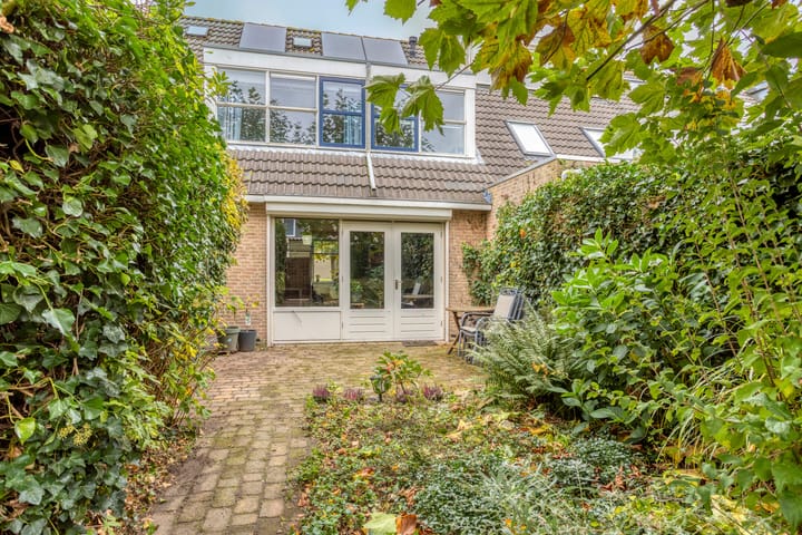 Foto 27 van Megenstraat 53