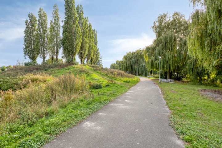 Foto 33 van Megenstraat 53