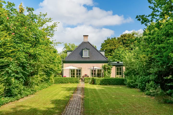 Photo 19 of Aalsmeerderweg 322